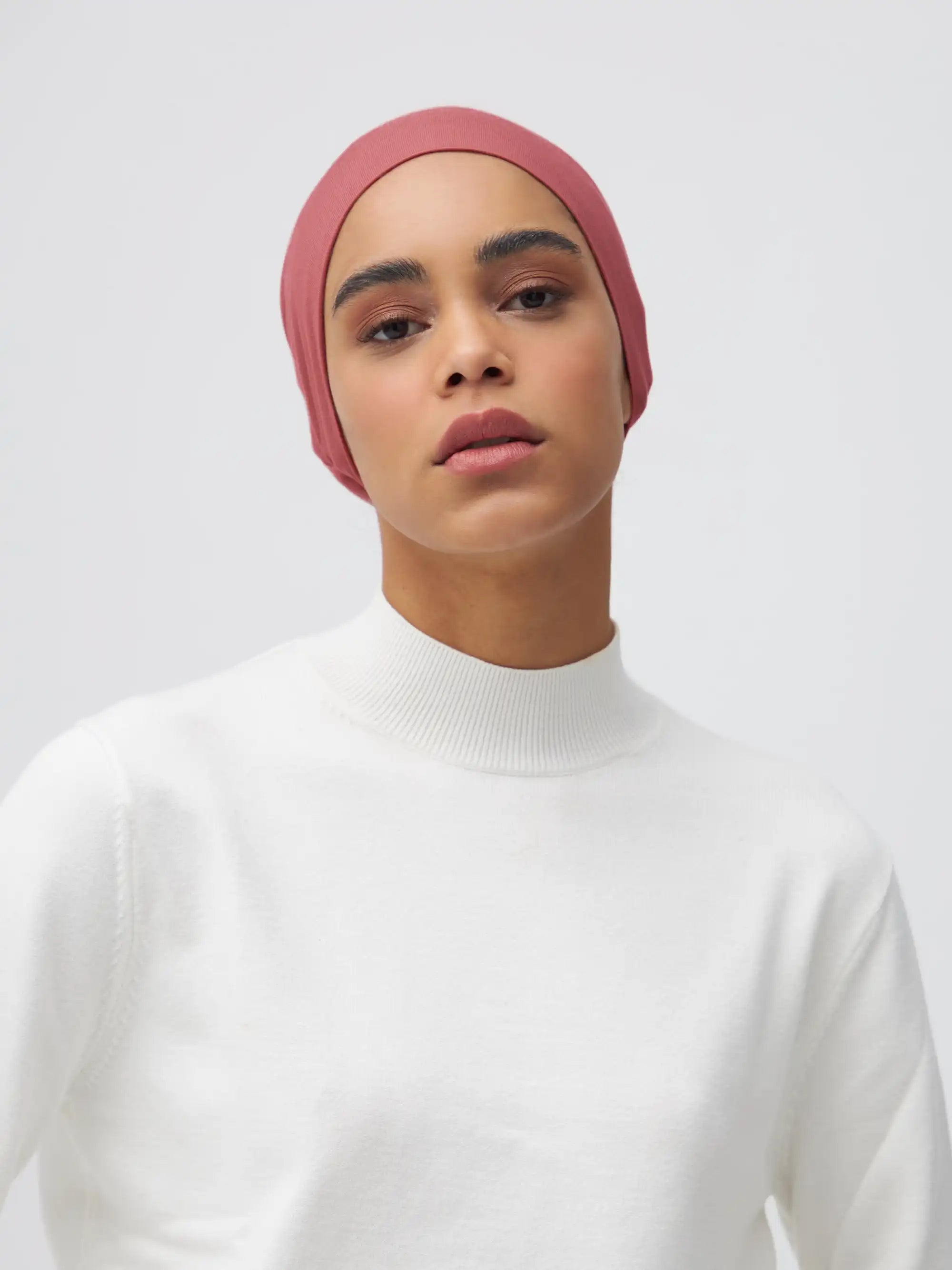 Tie Back Underscarf - Garnet Rose