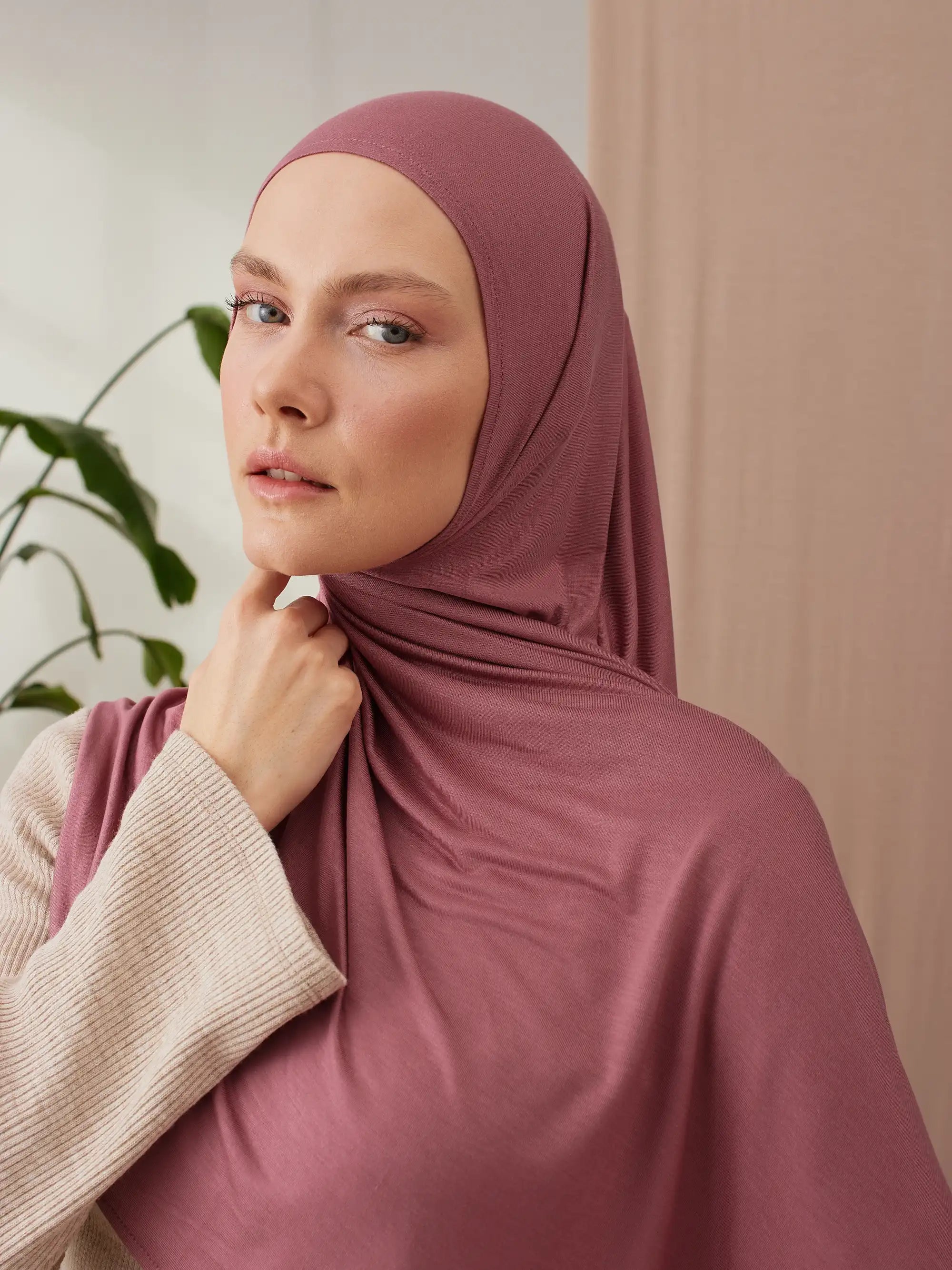 Instant Premium Jersey Hijabs - Garnet Rose