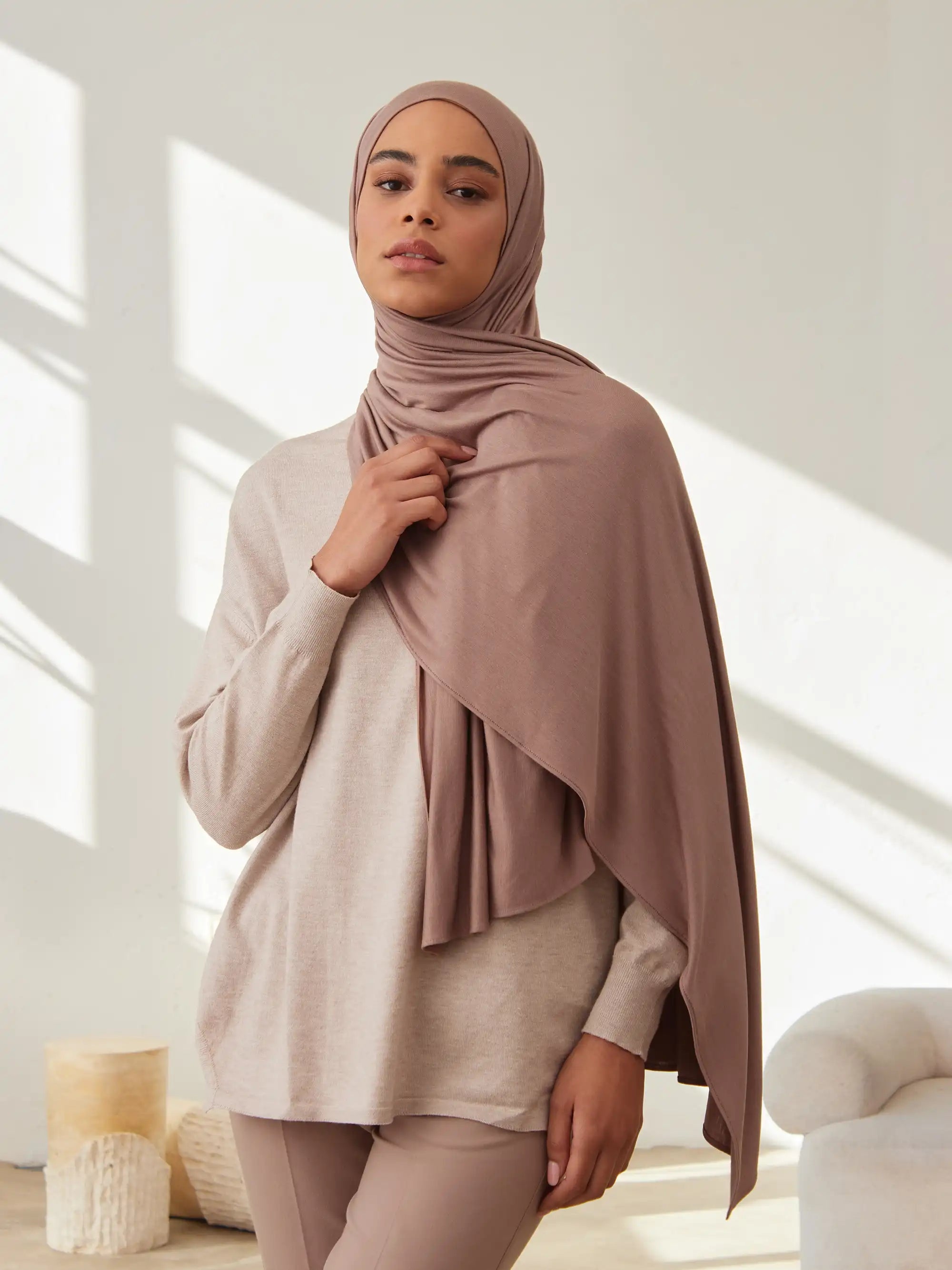 Small Premium Jersey Hijab - Mocha Mousse
