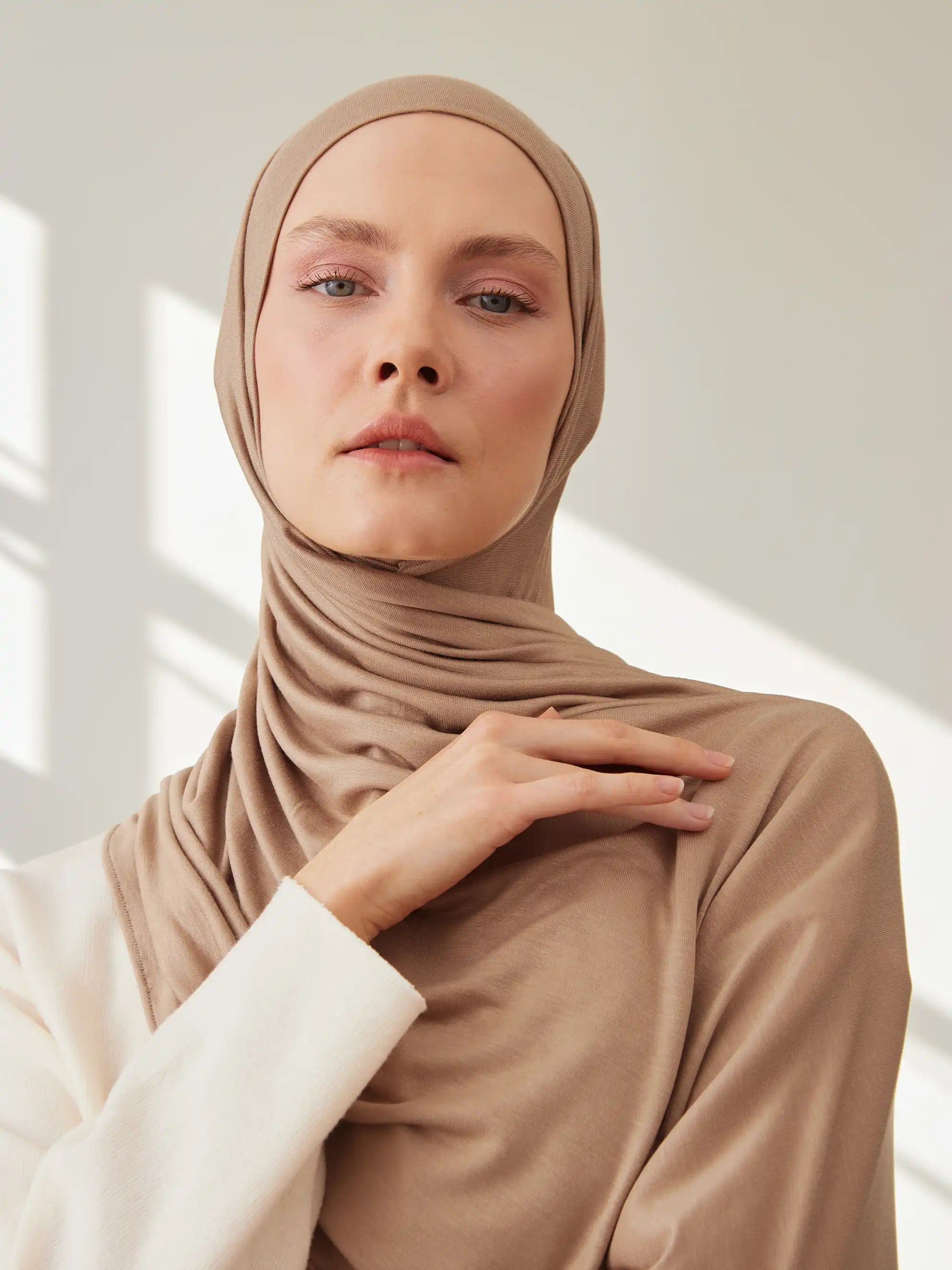 Small Premium Jersey Hijab - Tan