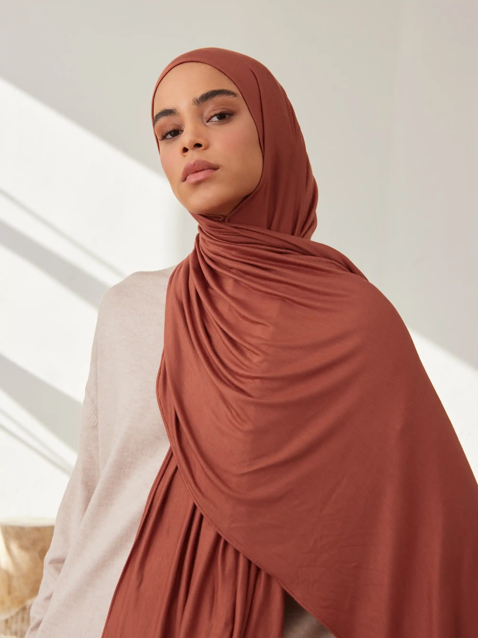 Small Premium Jersey Hijab - Redwood