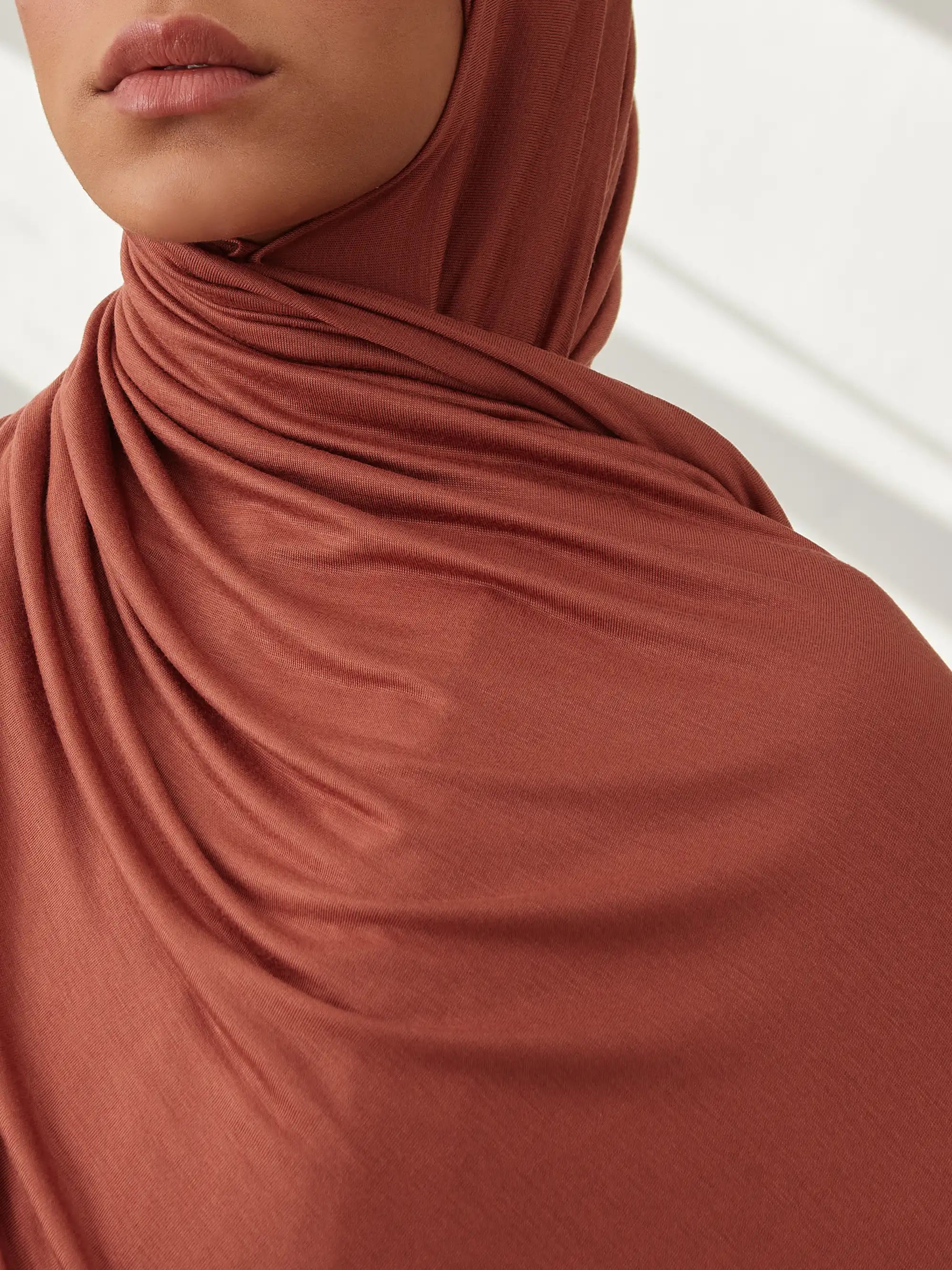Small Premium Jersey Hijab - Redwood