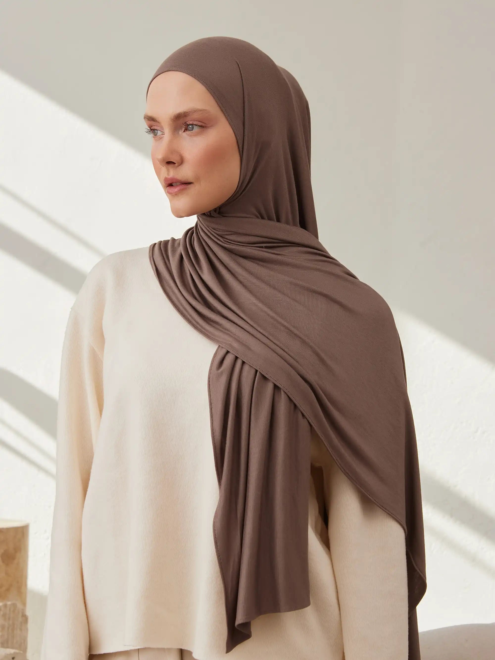 Premium Jersey Hijab - Desert Taupe