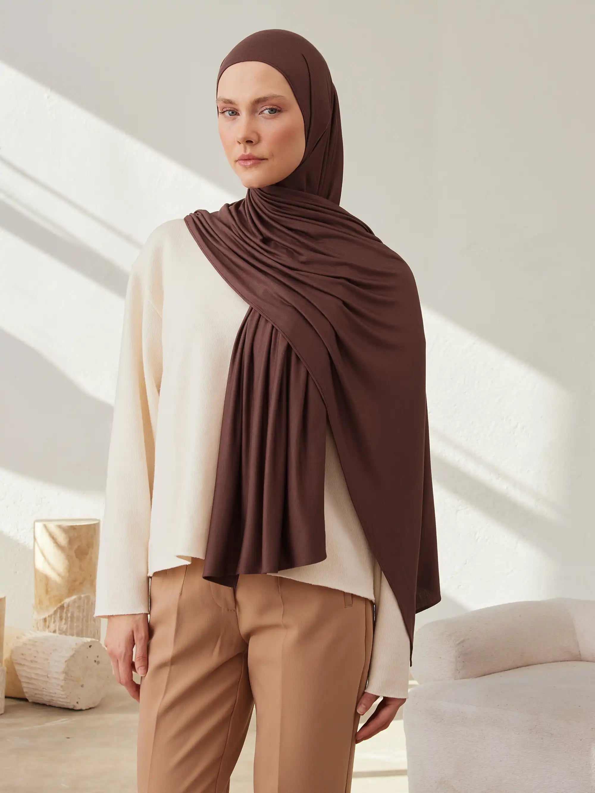 Premium Jersey Hijab - Mocha