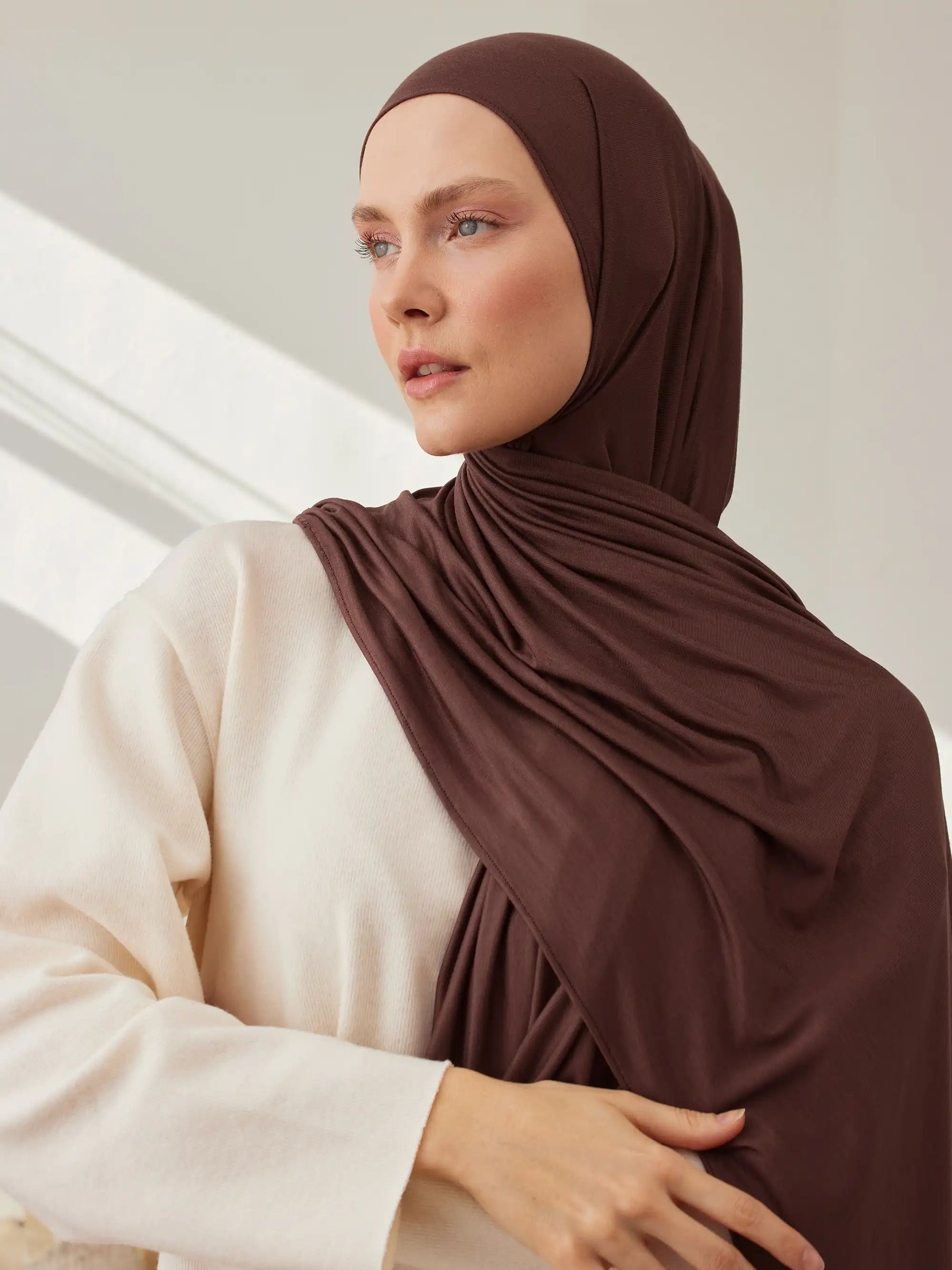 Premium Jersey Hijab - Mocha