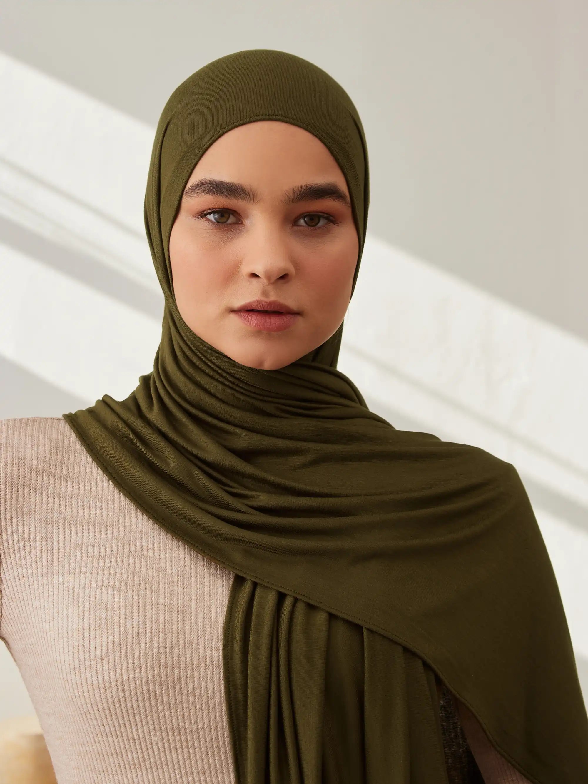 Small Premium Jersey Hijab - Dark Olive