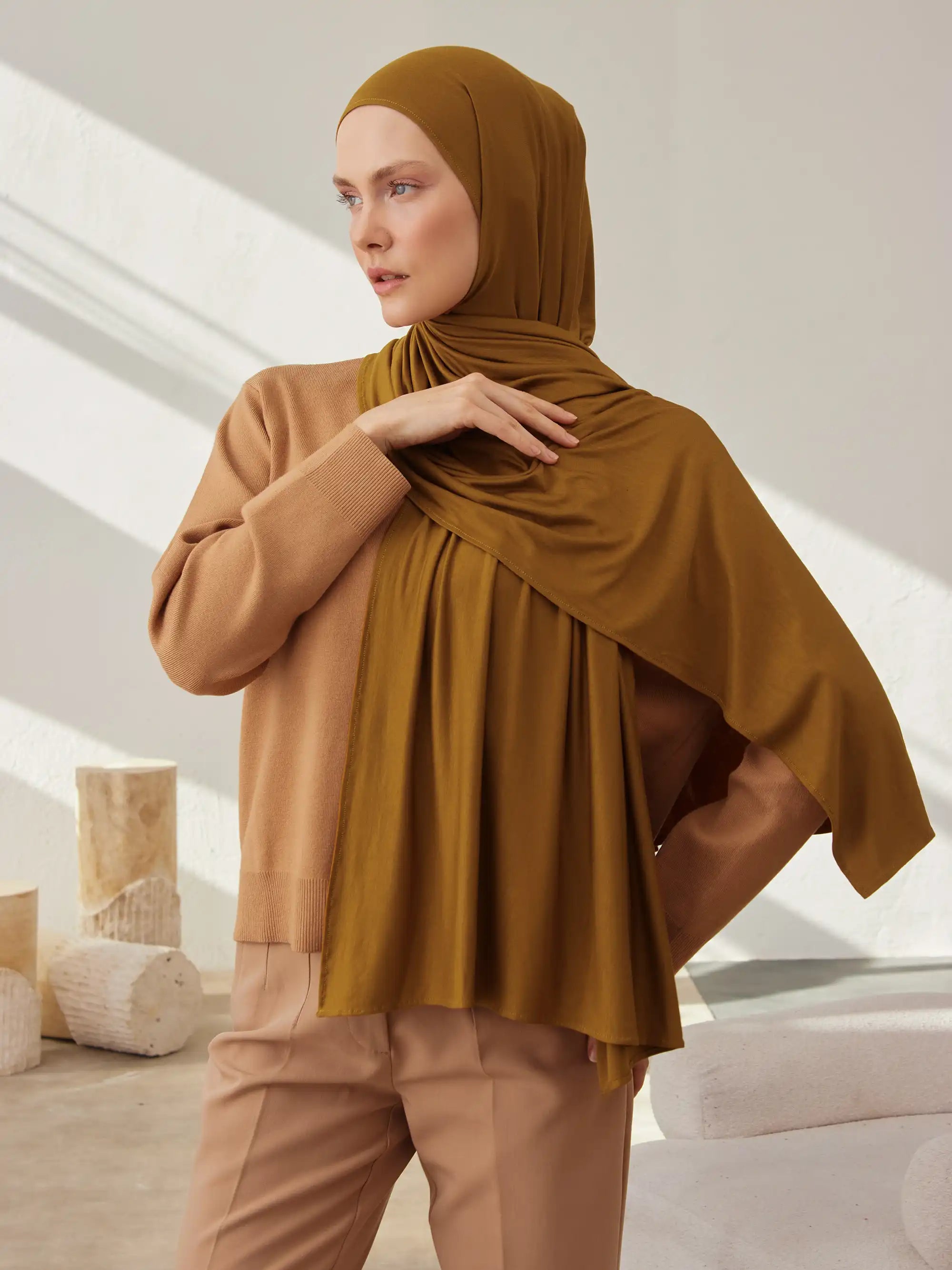 Small Premium Jersey Hijab - Bronze