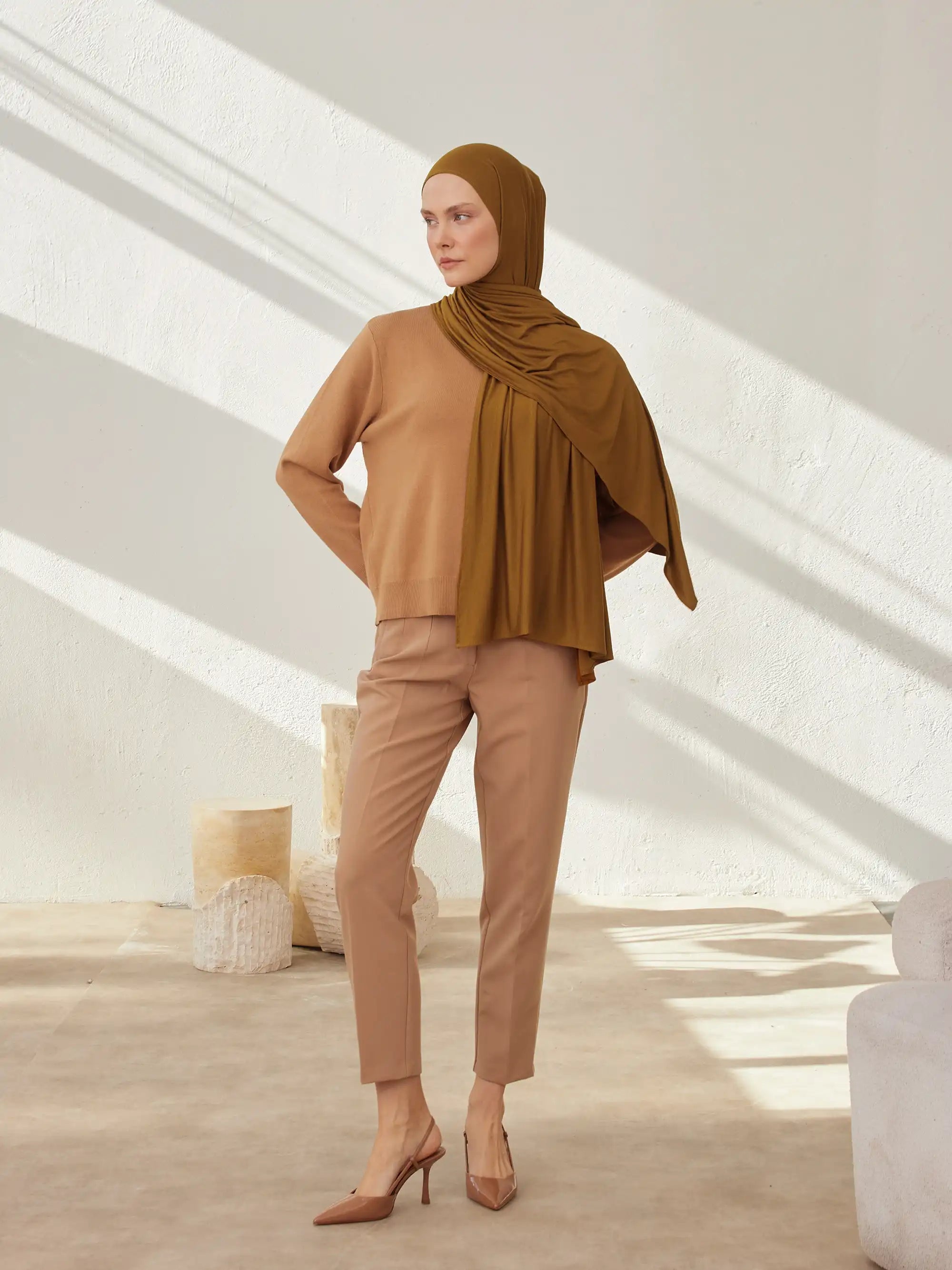 Small Premium Jersey Hijab - Bronze