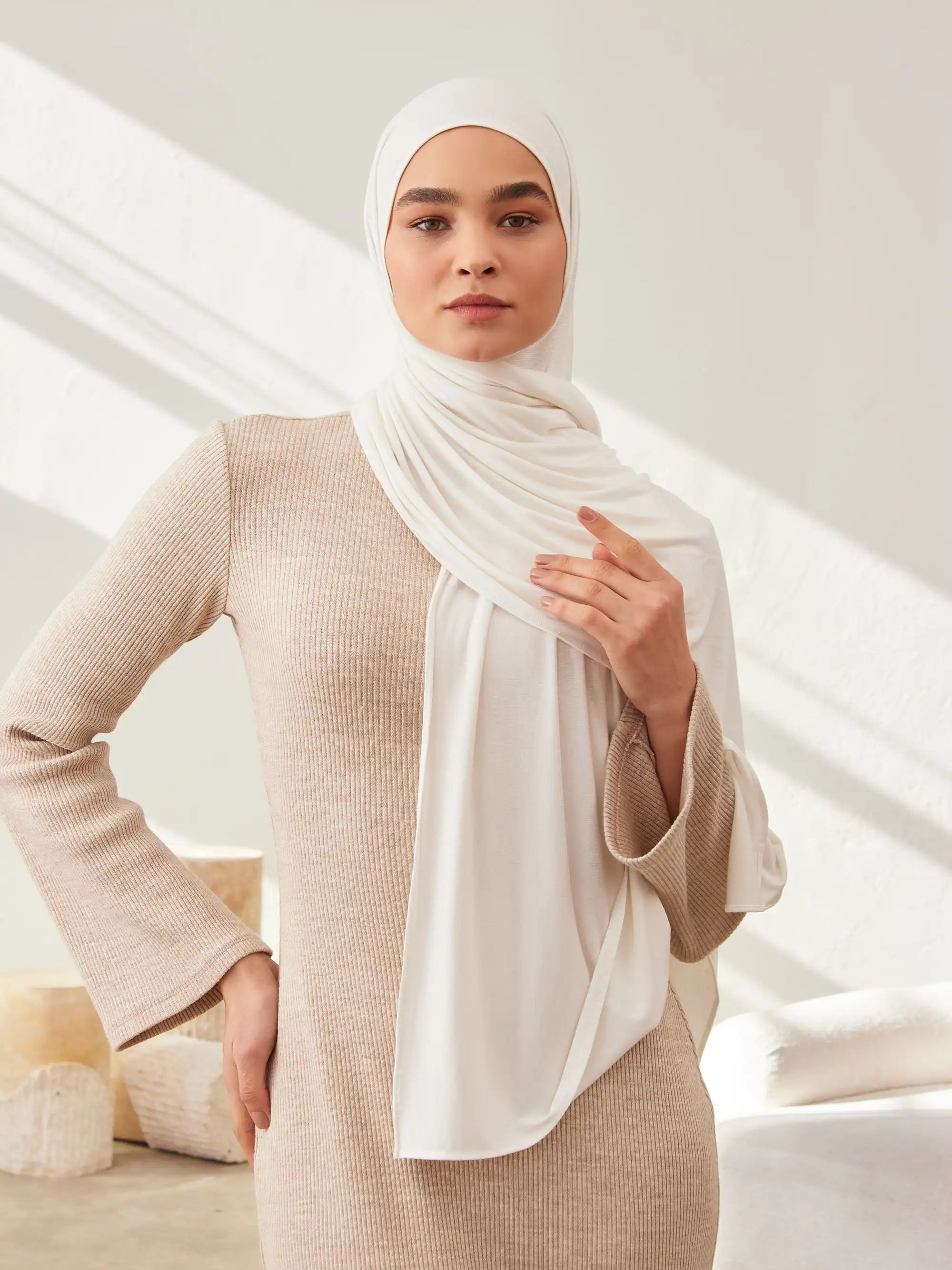 Small Premium Jersey Hijab - Ivory