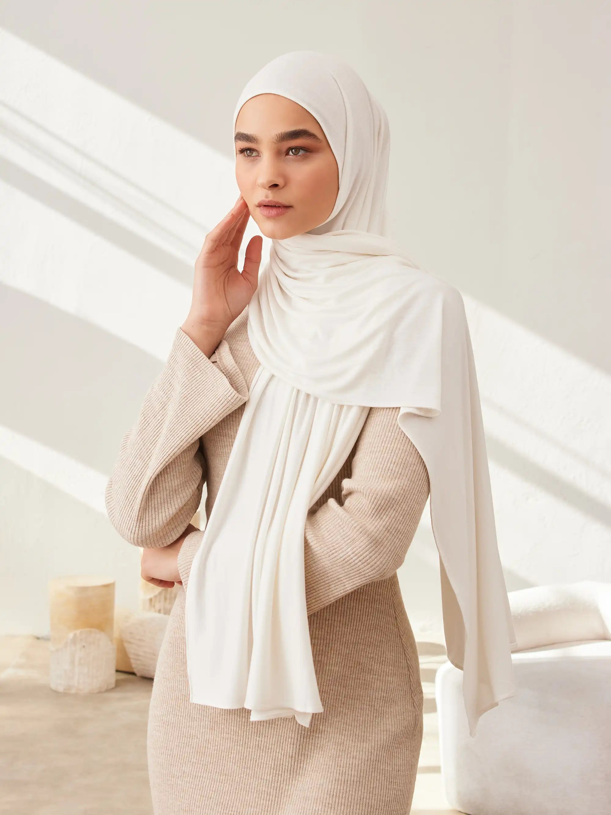 Small Premium Jersey Hijab - Ivory