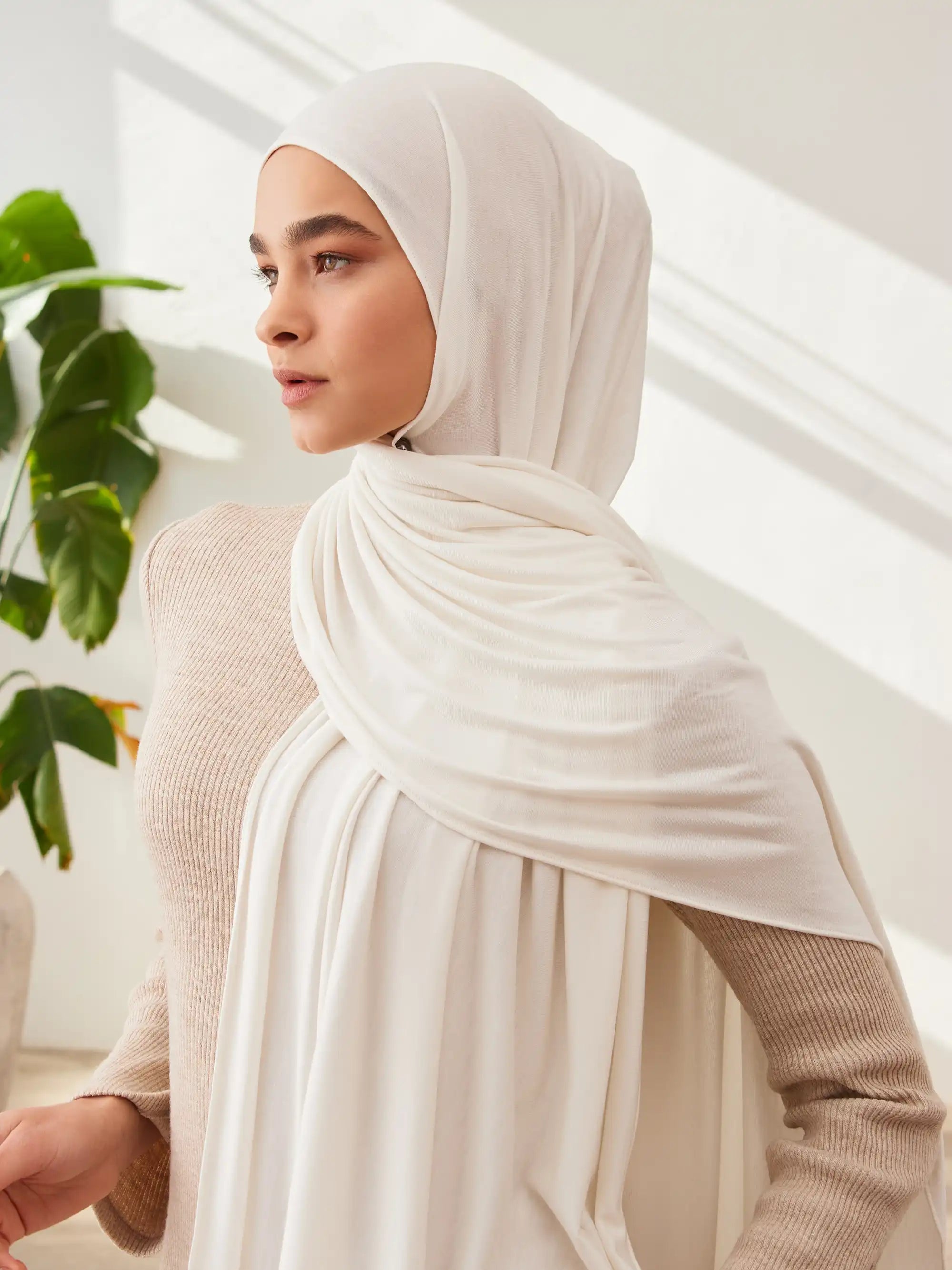 Small Premium Jersey Hijab - Ivory