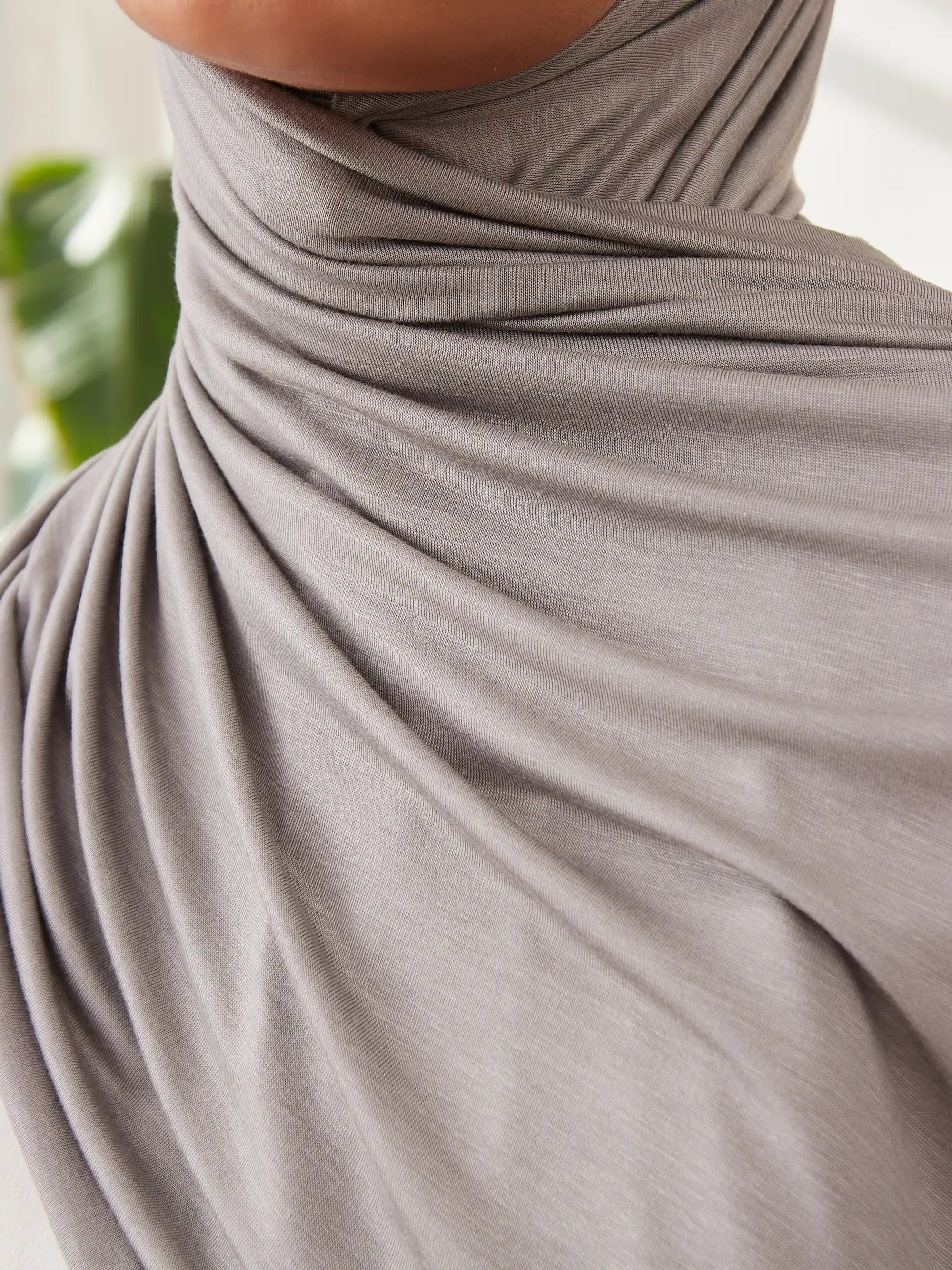 Small Premium Jersey Hijab - Silver