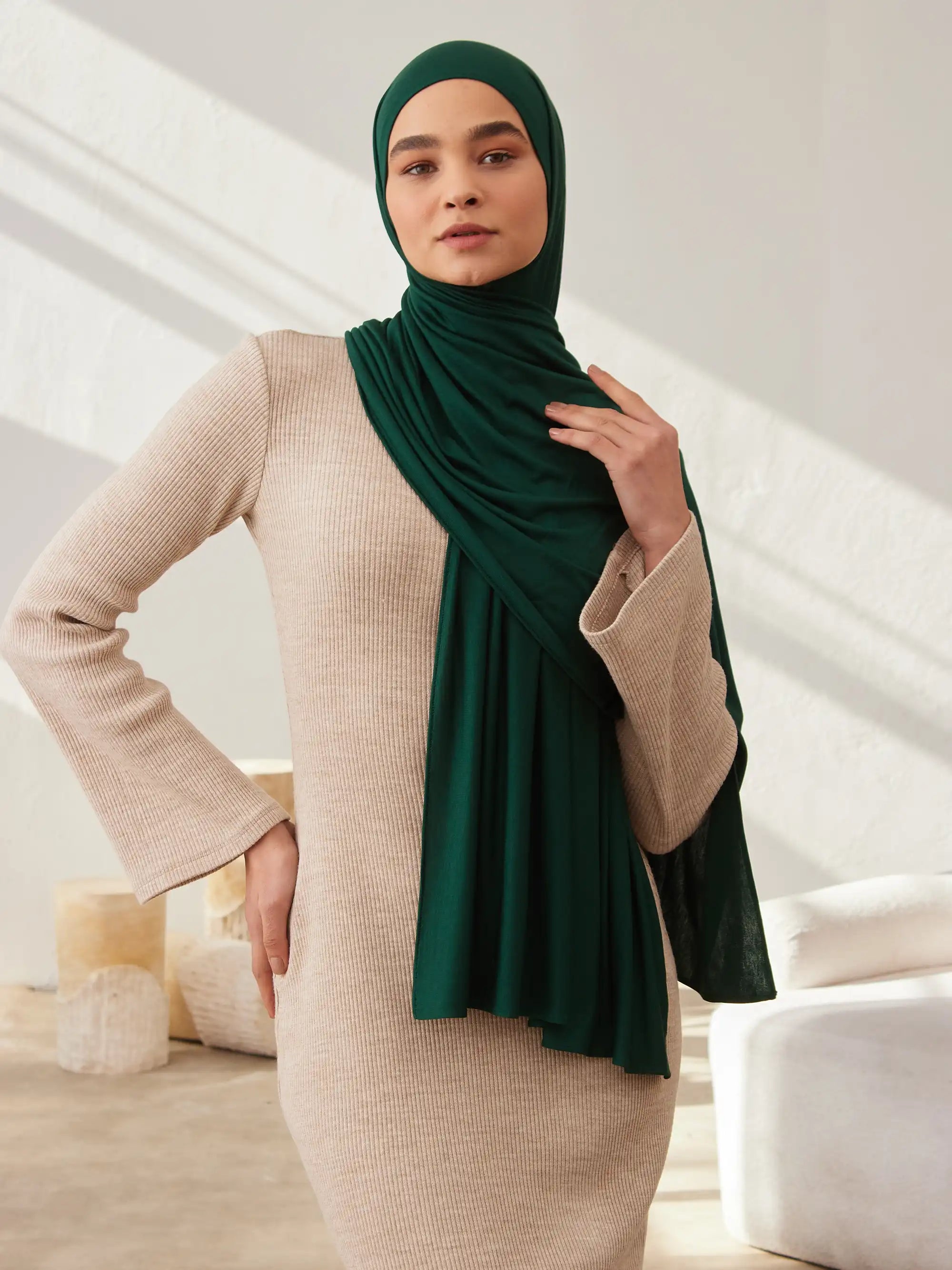 Small Premium Jersey Hijab - Pine Green