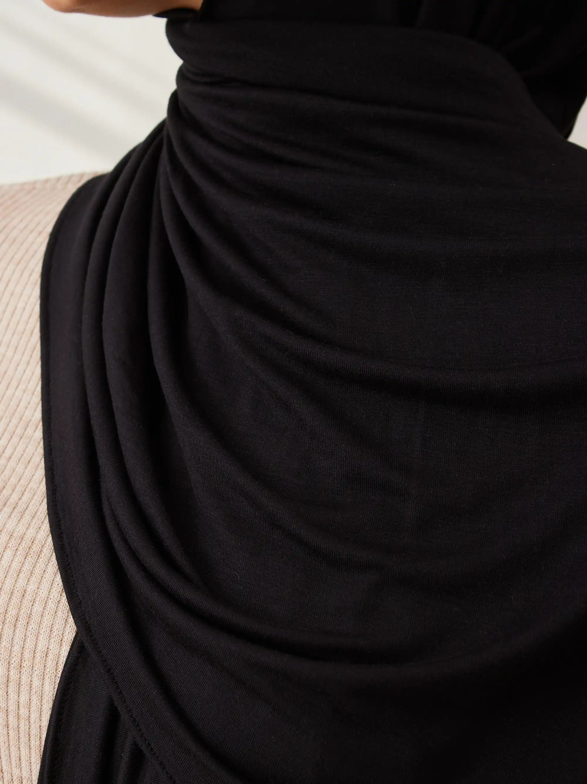 Small Premium Jersey Hijab - Black