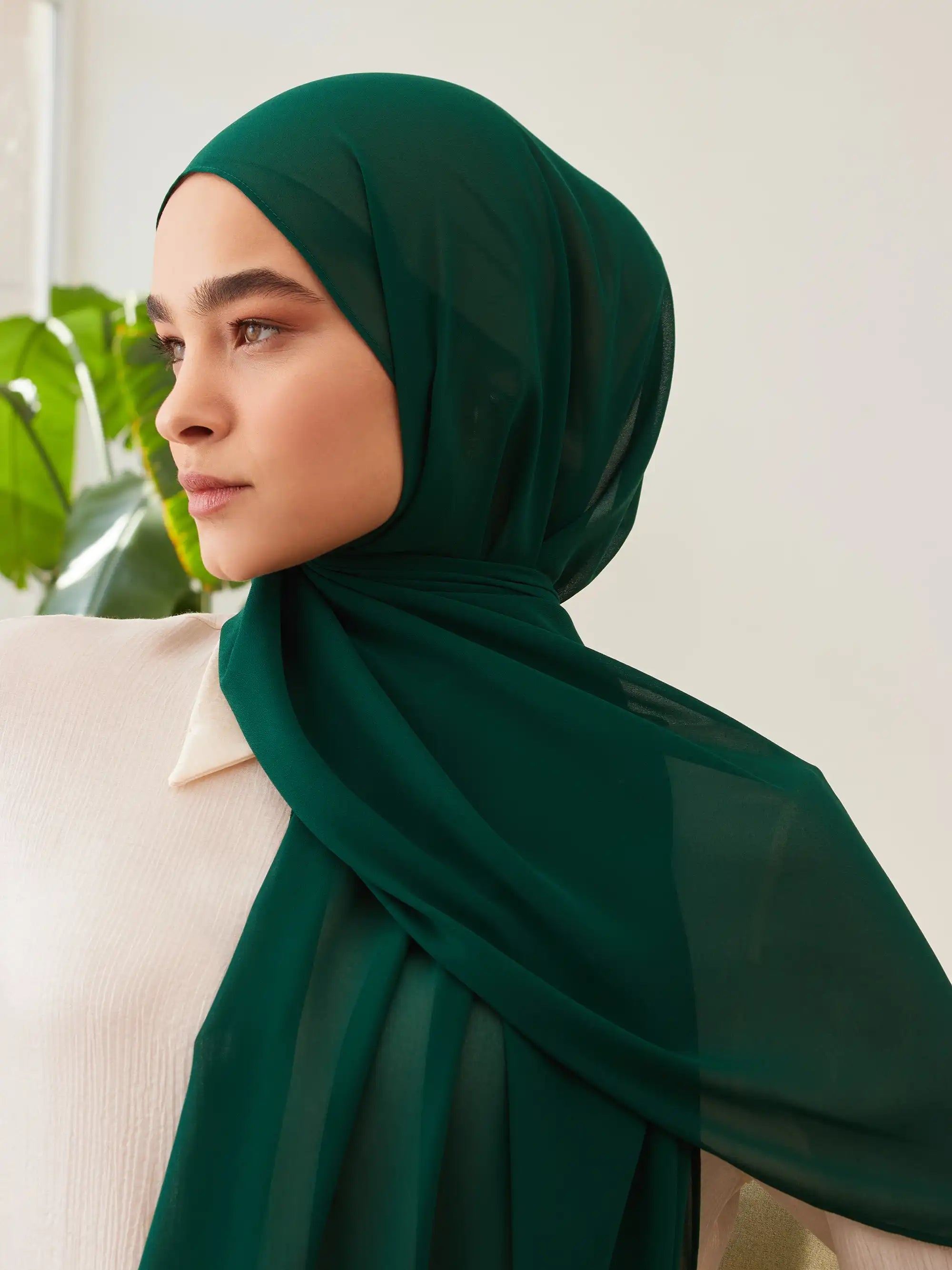 Small Luxury Chiffon Hijab - Pine Green