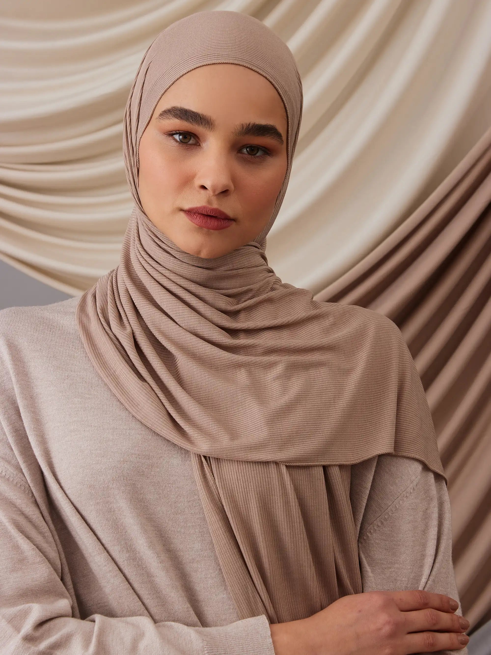 Small Ribbed Jersey Hijab - Warm Sand