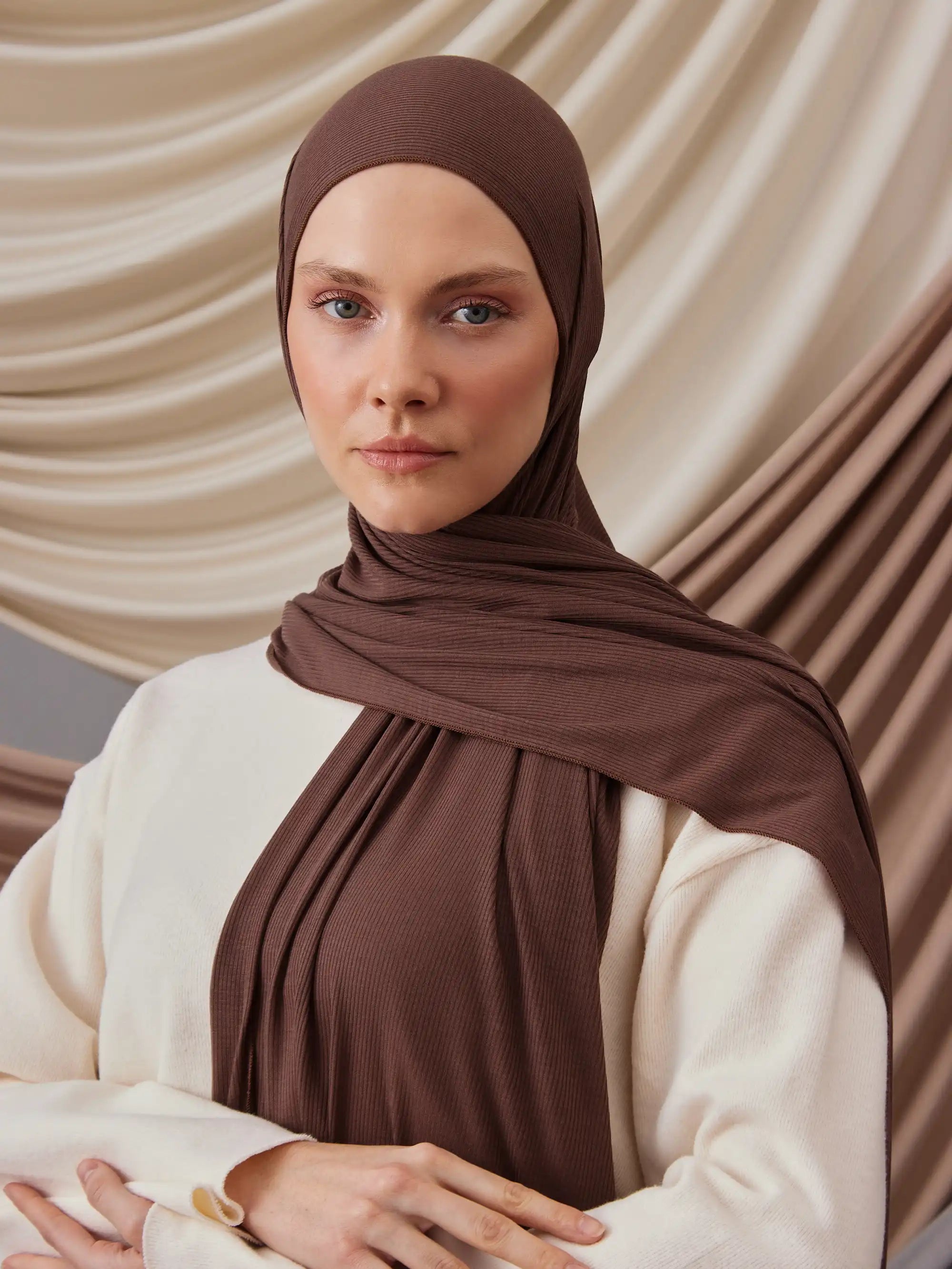 Small Ribbed Jersey Hijab - Mocha