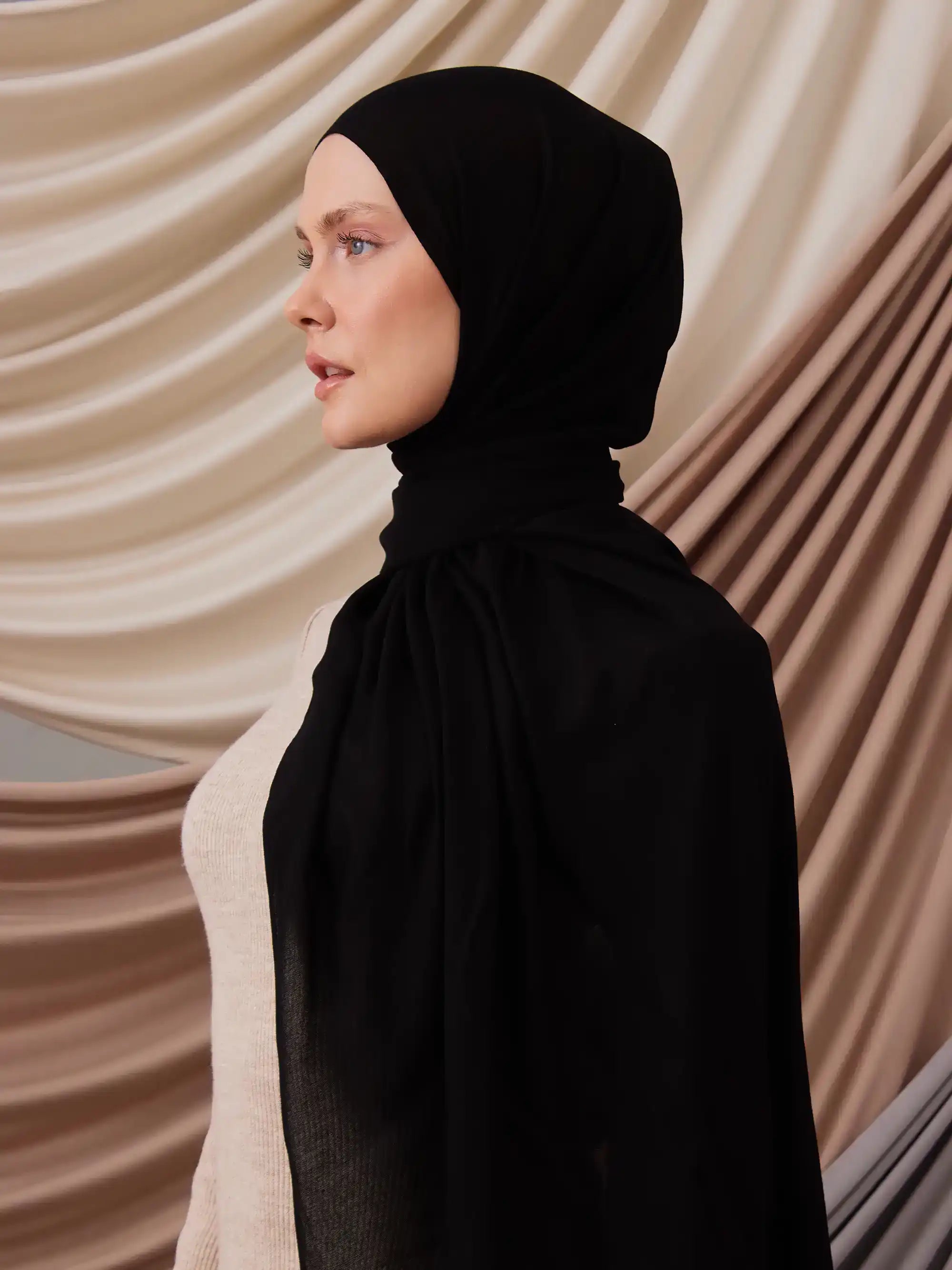 Summer Woven Hijab - Black