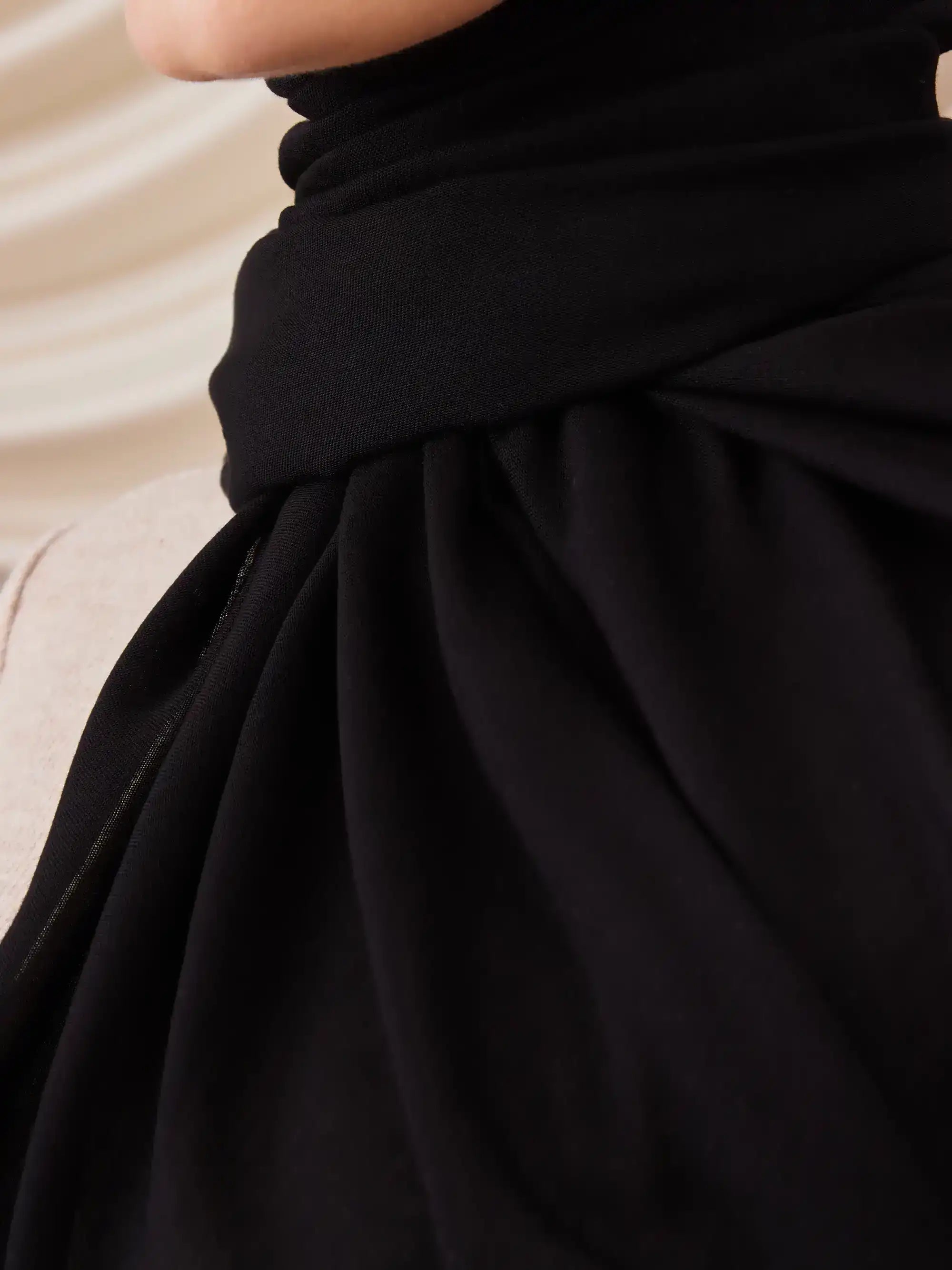 Summer Woven Hijab - Black