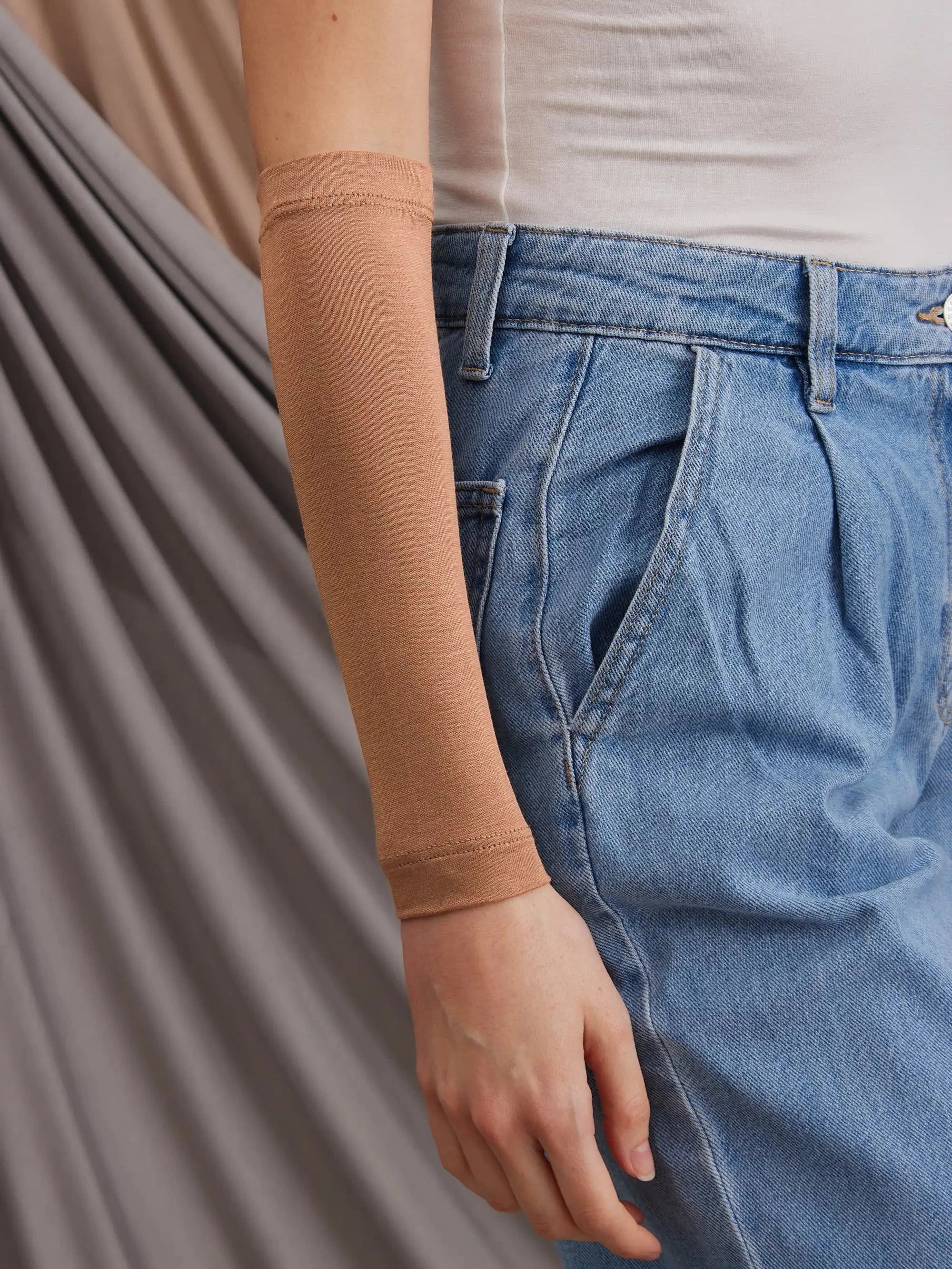 Arm Cover - Warm Taupe