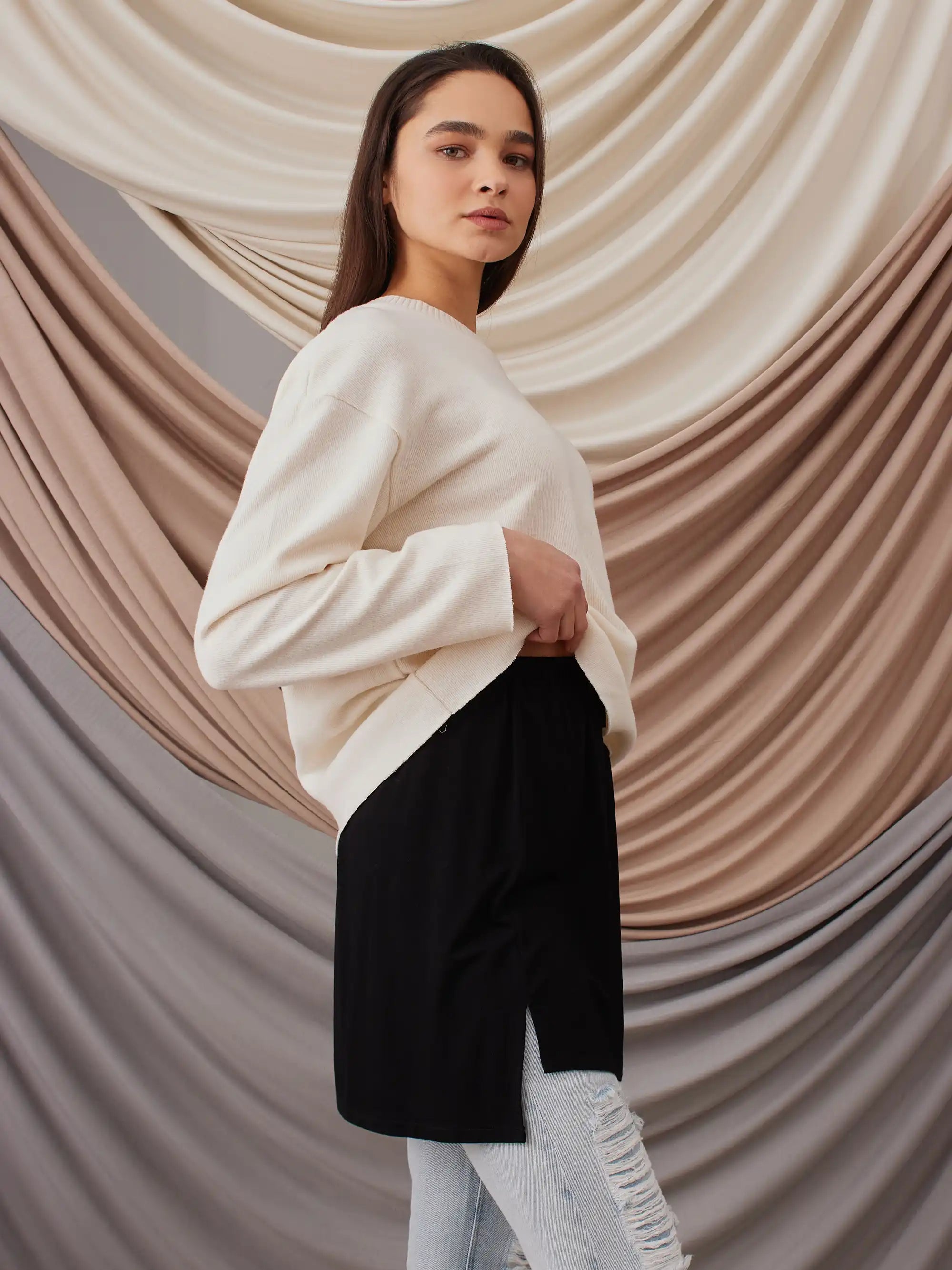 Straight Hip Cover - Black