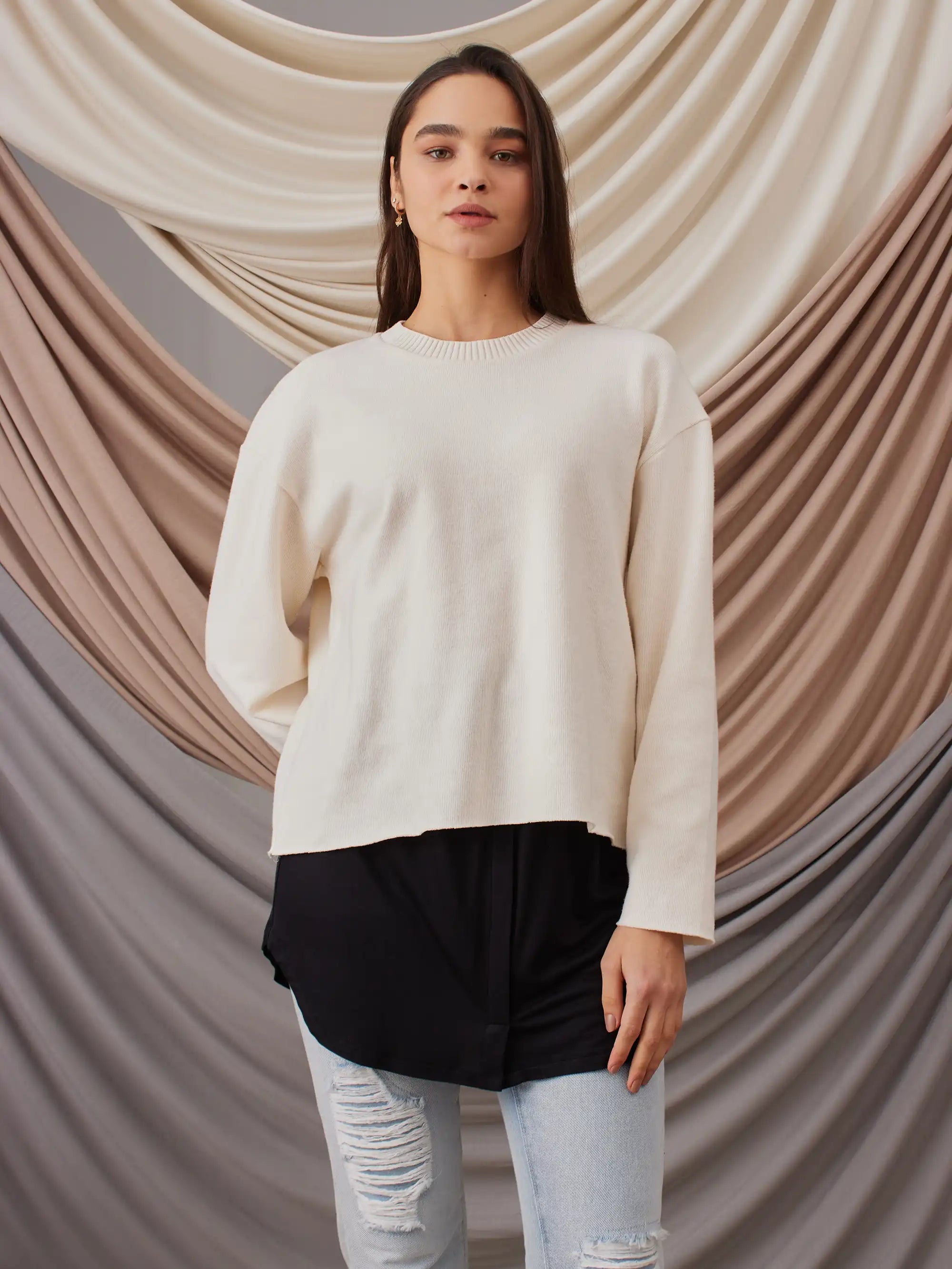 Light Round Hip Cover - Black