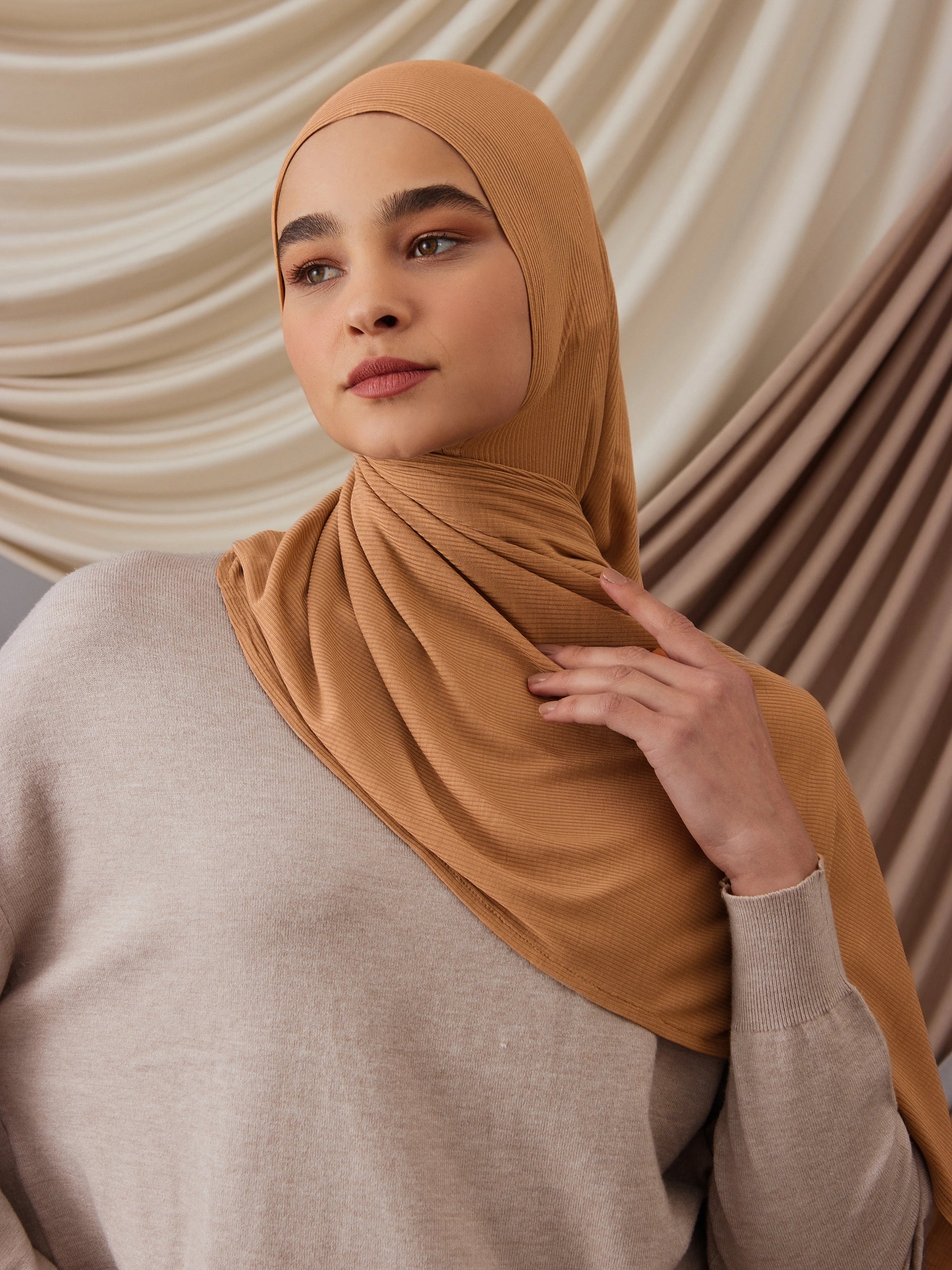 Instant Ribbed Jersey Hijab - Gold Caramel