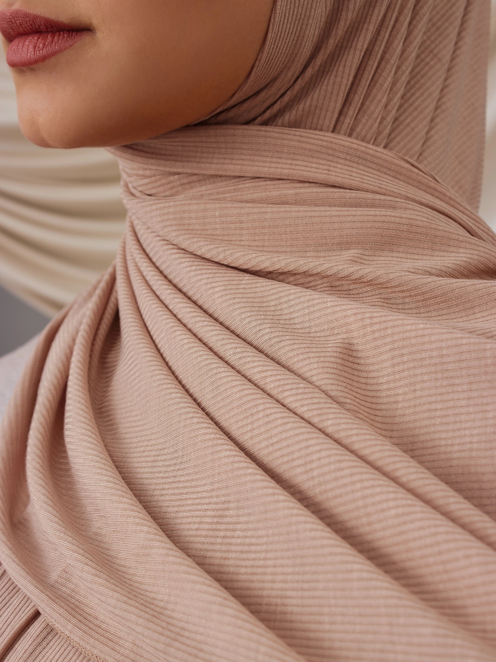 Small Ribbed Jersey Hijab - Warm Stone