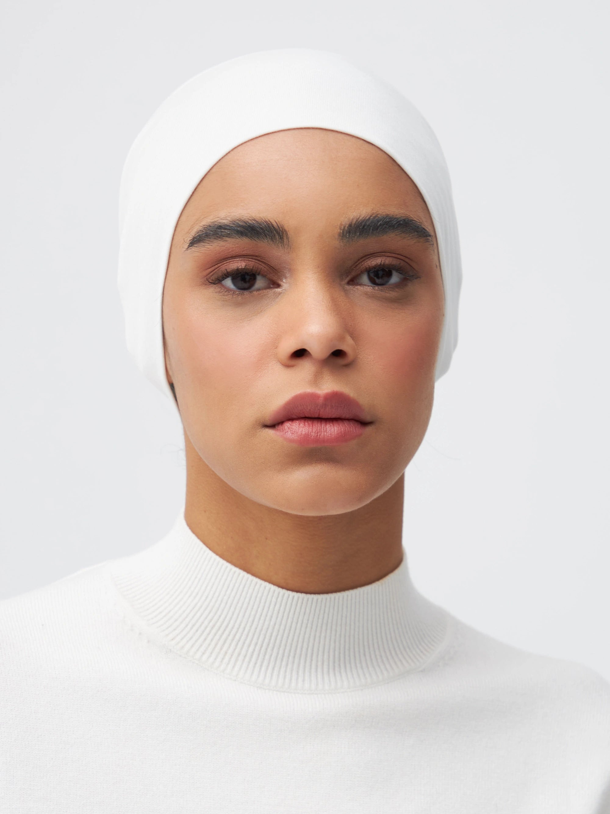 Tube Underscarf - White