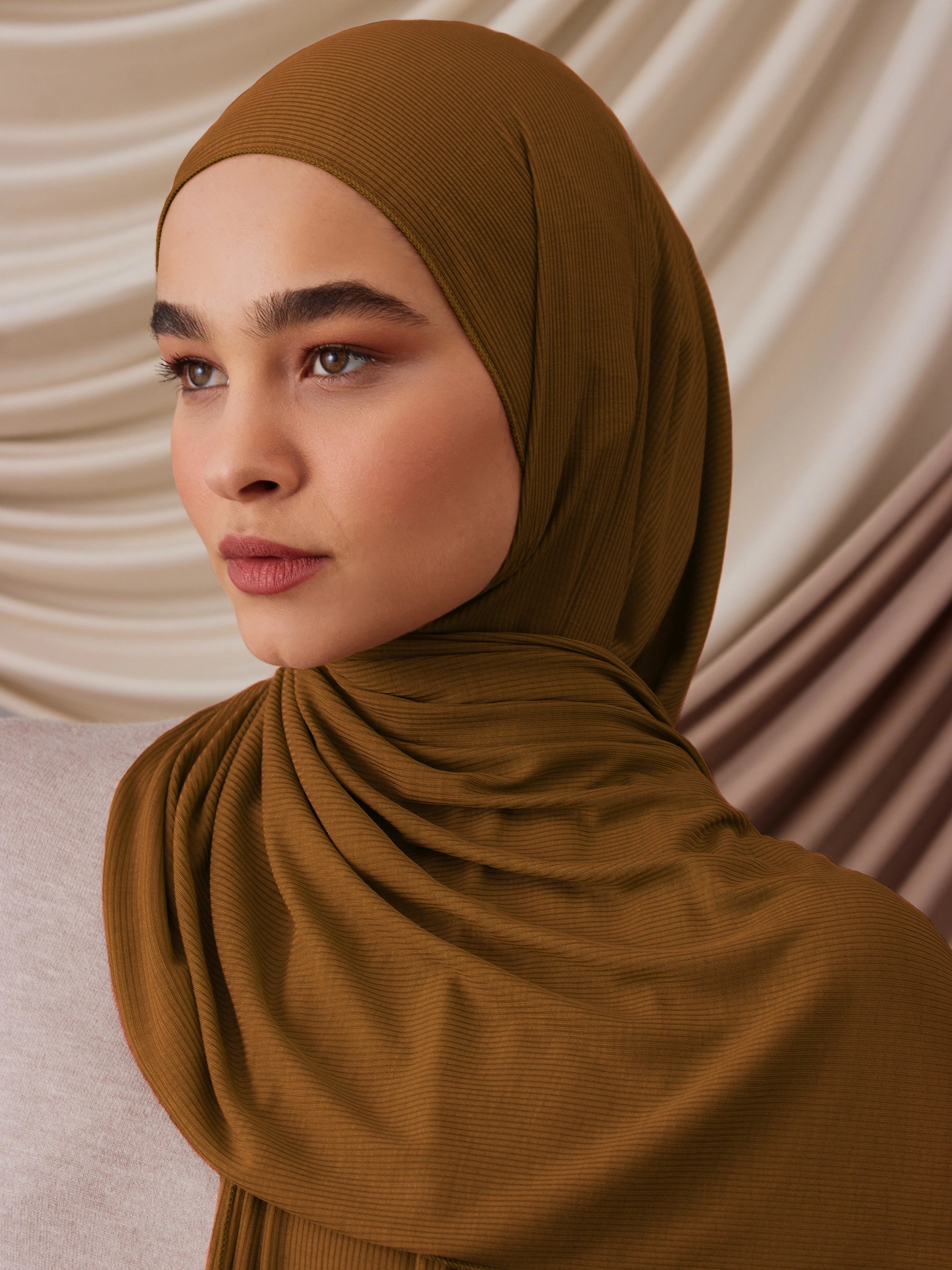 Small Ribbed Jersey Hijab - Tobacco Brown